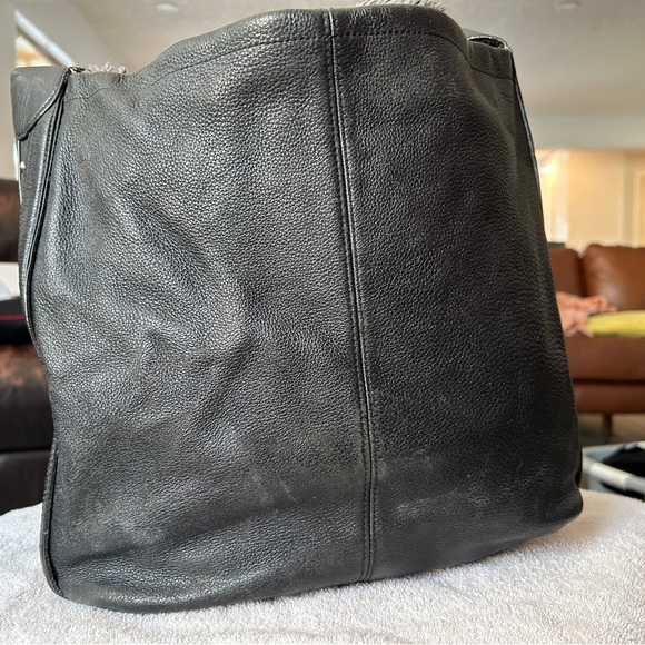 Coach Purse - Picture 4 of 8